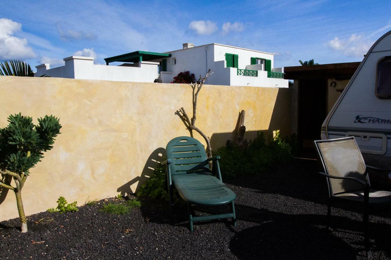 Caravan Apartment Tinajo Dış mekan fotoğraf